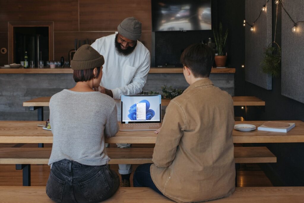 CFO, CEO, COO: Was bedeuten diese Abkürzungen im Startup?